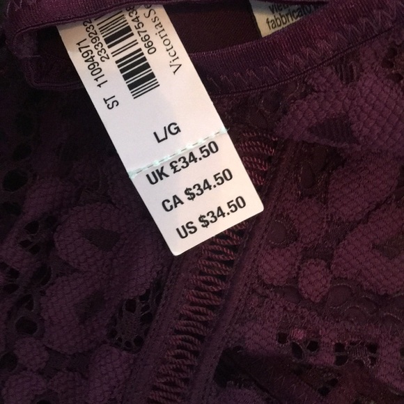 Crochet lace Victoria’s Secret bralette - Picture 3 of 3